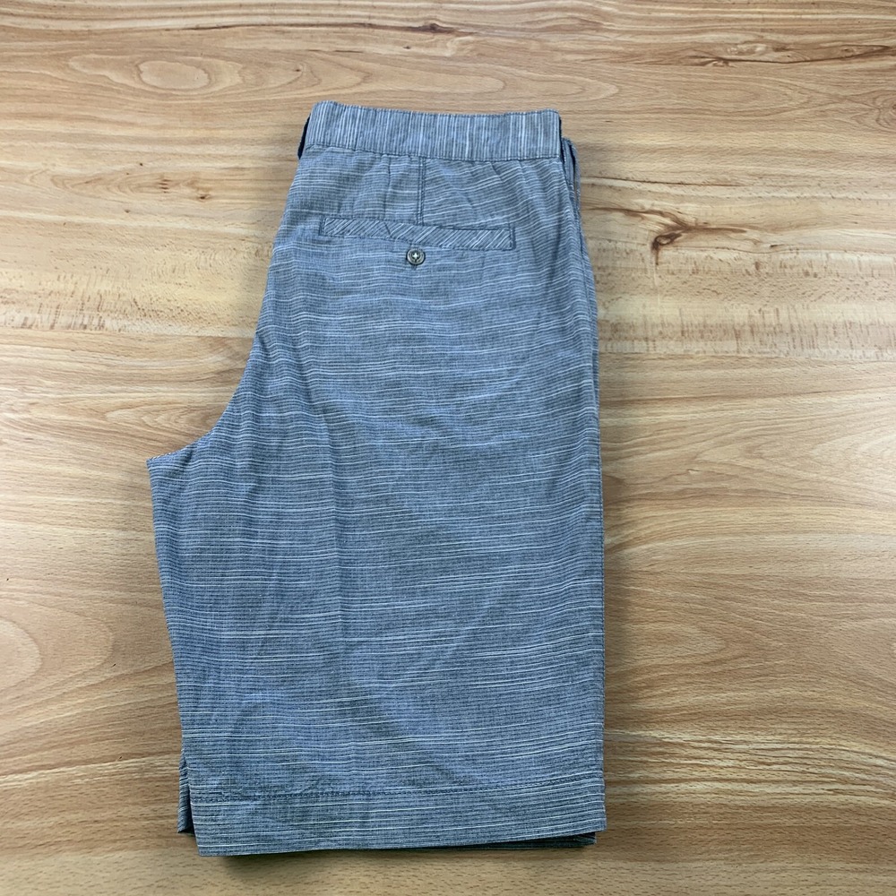 Retrofit Shorts Faded Blue & Stripes Sz 34‎ EUC Summer Surf & Skate Wear